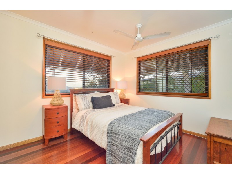 25 EDEN STREET, South Gladstone QLD 4680