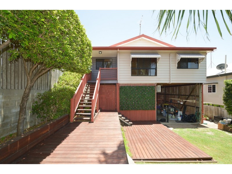 25 EDEN STREET, South Gladstone QLD 4680