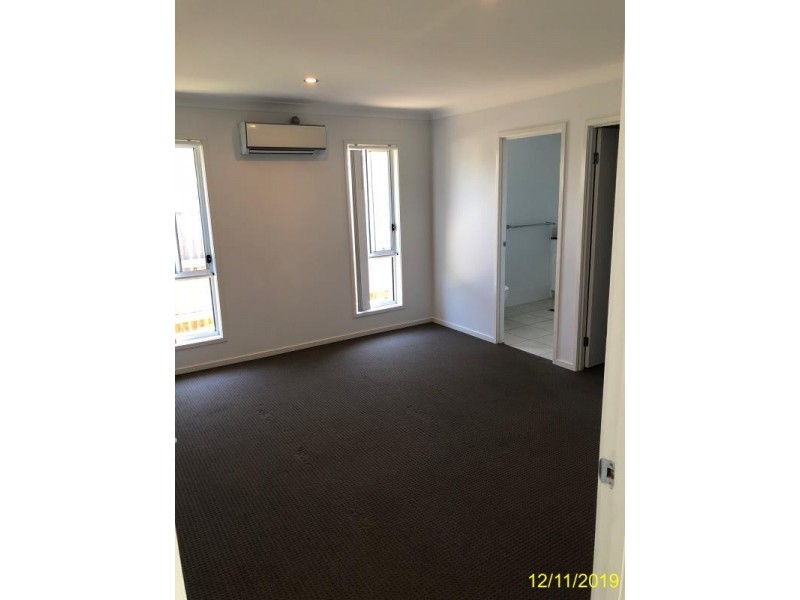 46 POWELL, New Auckland QLD 4680