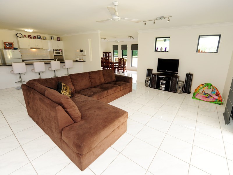 34 Beezley Street, Gladstone QLD 4680