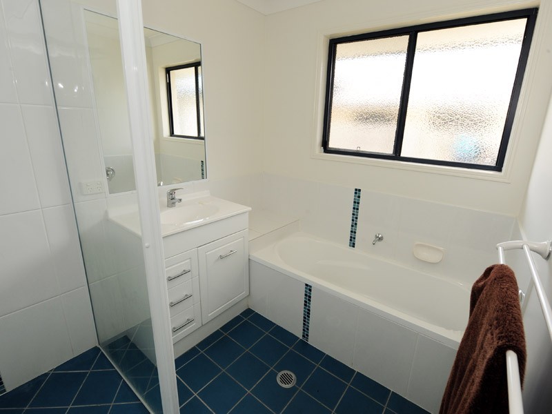 34 Beezley Street, Gladstone QLD 4680