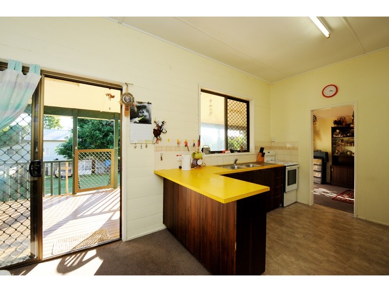 35 Kent Street, Gladstone QLD 4680