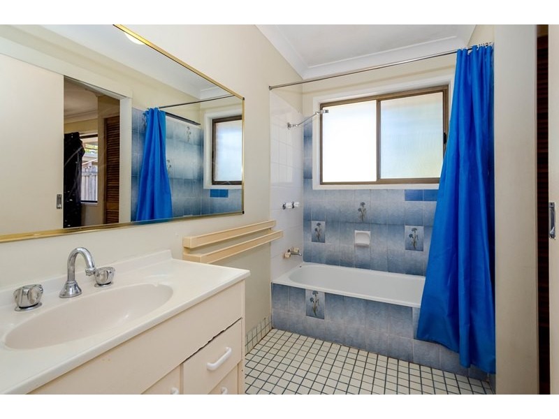 34 Aramac Drive, Clinton QLD 4680