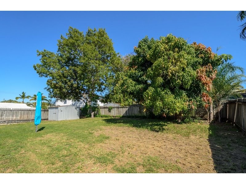 34 Aramac Drive, Clinton QLD 4680