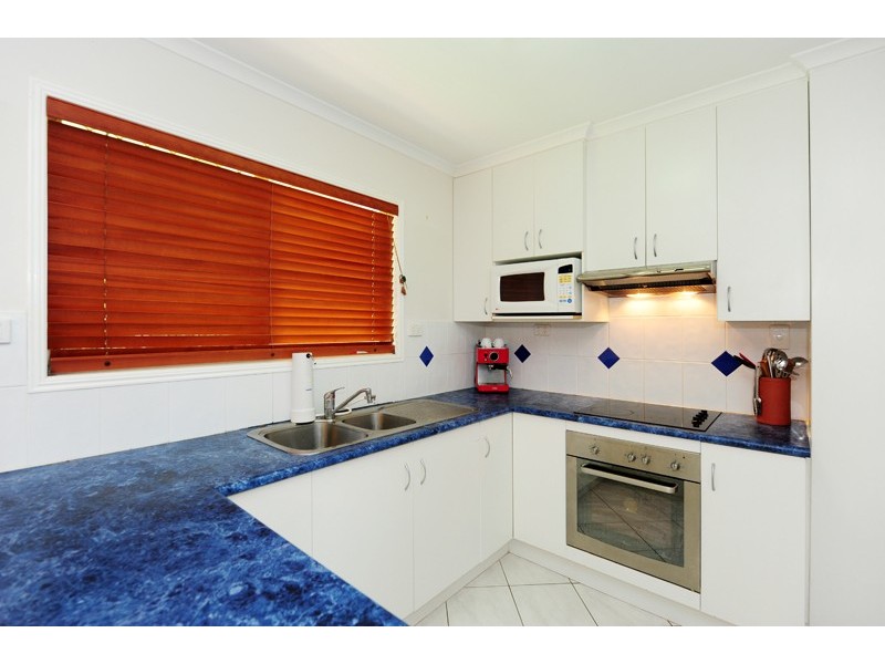 27  Hibiscus Ave, Gladstone QLD 4680