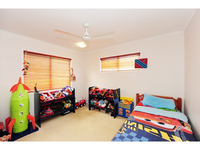 27  Hibiscus Ave, Gladstone QLD 4680