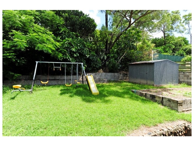 27  Hibiscus Ave, Gladstone QLD 4680