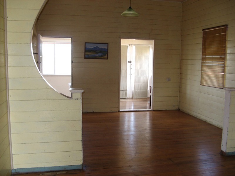 4 Compigne Road, Gladstone QLD 4680