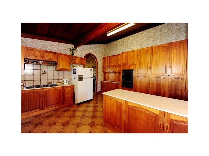 76 Adelaide Street, Gladstone QLD 4680