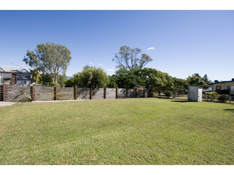 18 Mylne Street, Gladstone QLD 4680