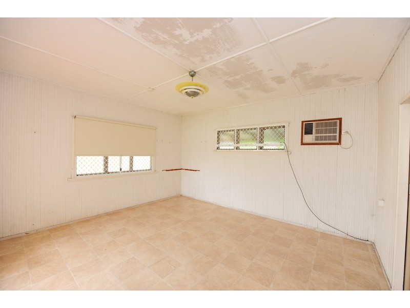 239 Auckland Street, Gladstone QLD 4680