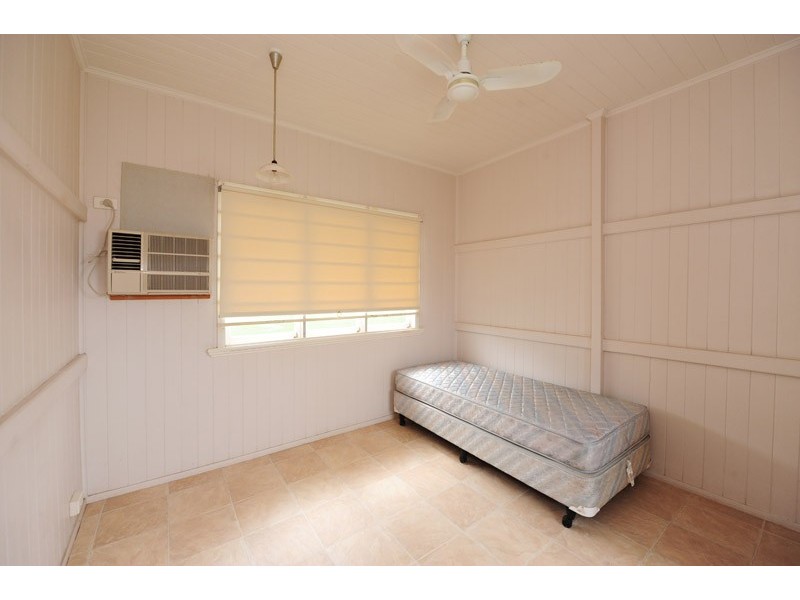 239 Auckland Street, Gladstone QLD 4680