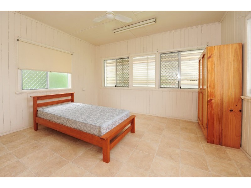 239 Auckland Street, Gladstone QLD 4680