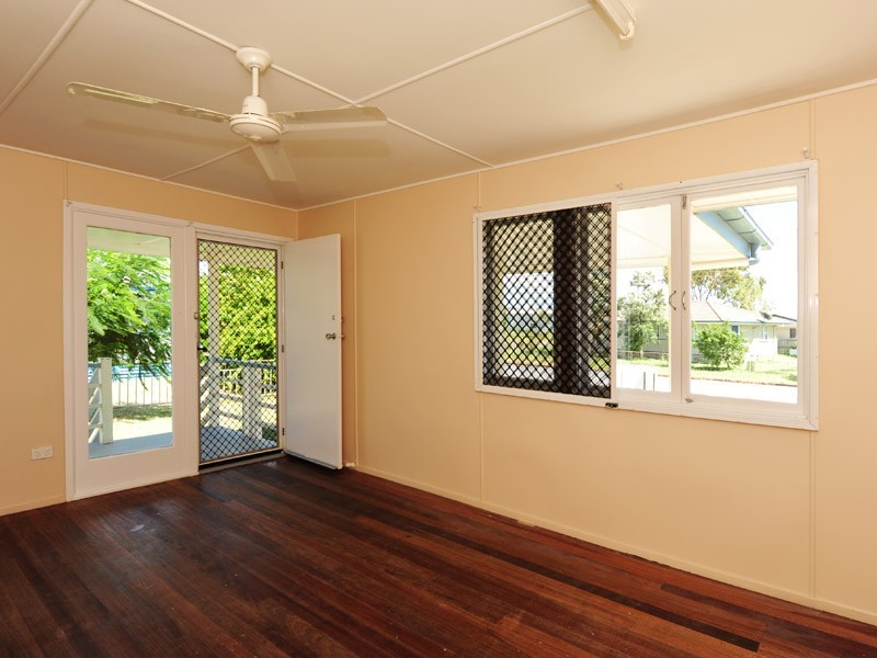 11 Kianga Street, Gladstone QLD 4680