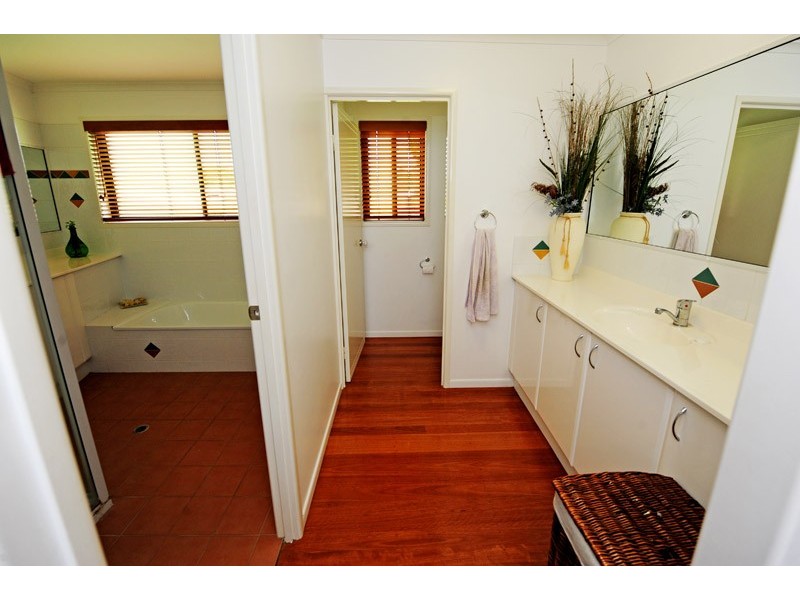 35 Parksville Drive, Gladstone QLD 4680