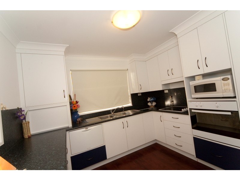 6 Whitewood Crescent, Gladstone QLD 4680