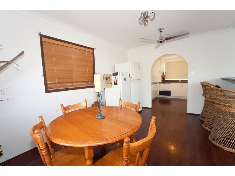 6 Whitewood Crescent, Gladstone QLD 4680