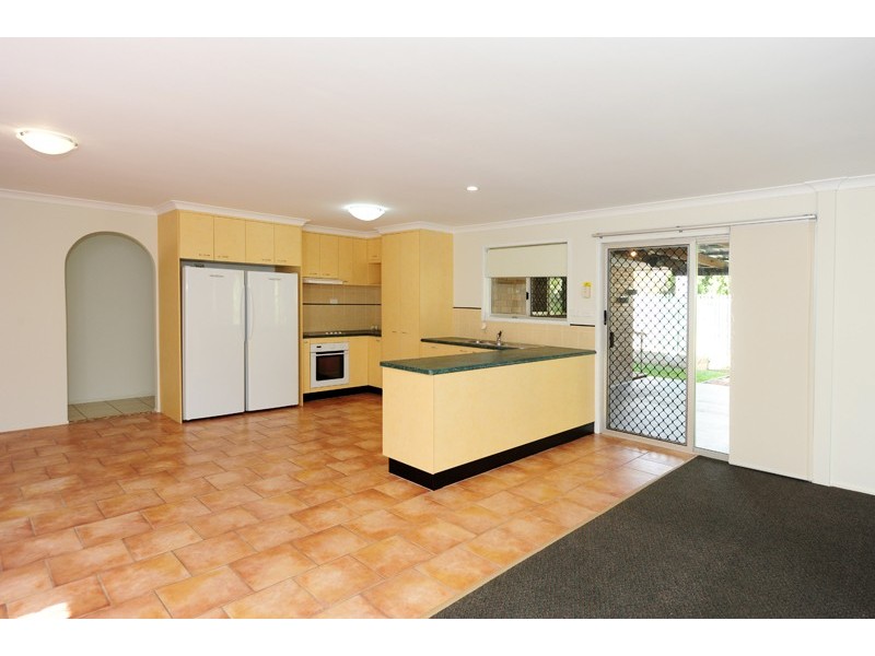 1 Luton Street, Gladstone QLD 4680