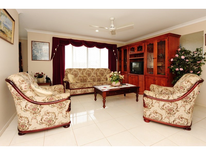 16 Skyline Drive, Gladstone QLD 4680