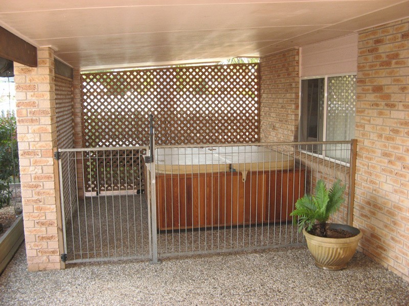 15 McIver Road, Gladstone QLD 4680