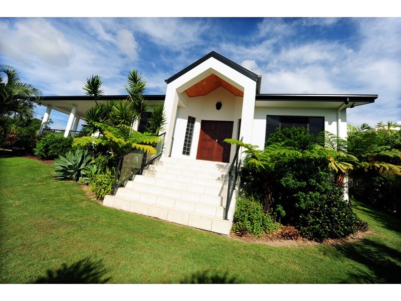 8 Windward Passage, Gladstone QLD 4680