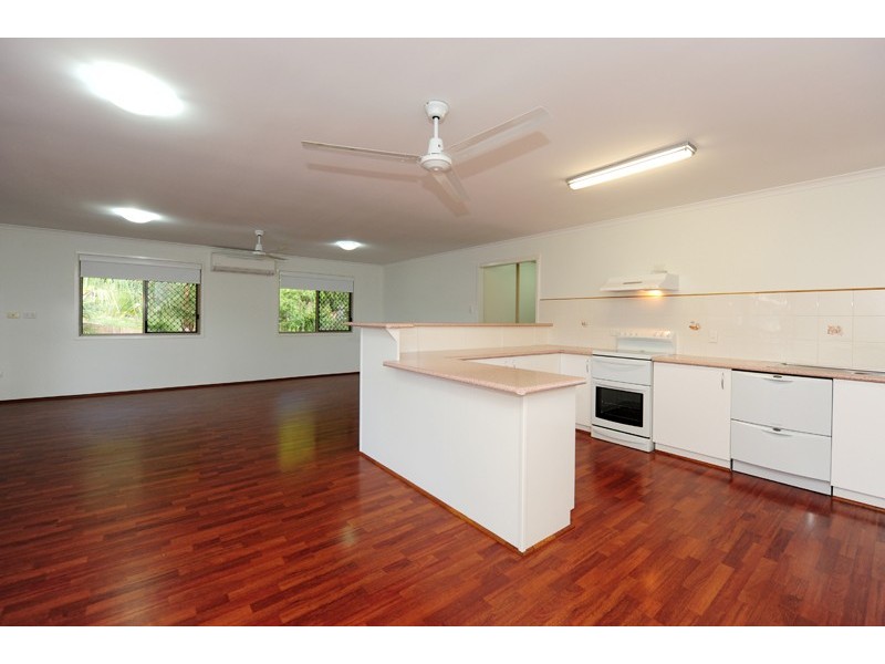 9 Earls Court, Gladstone QLD 4680