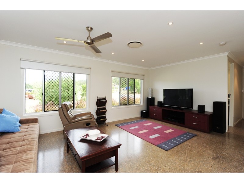 30 Lorna Crescent, Beecher QLD 4680