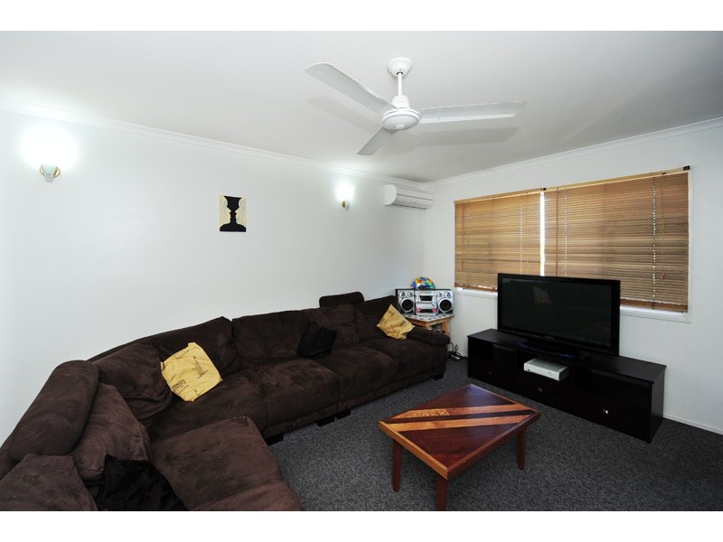 2/141 Oaka Lane, Gladstone QLD 4680