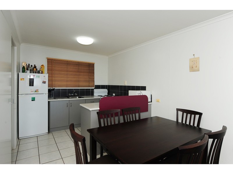 2/141 Oaka Lane, Gladstone QLD 4680
