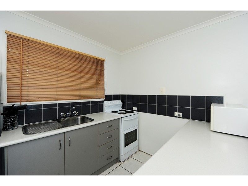 2/141 Oaka Lane, Gladstone QLD 4680