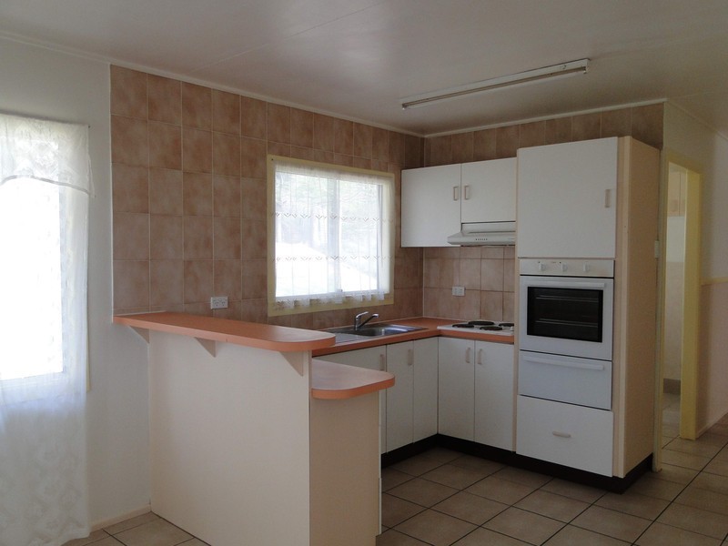 53 Elizabeth Street, Gladstone QLD 4680