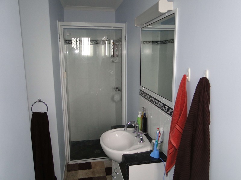 10 Deborah Street, Gladstone QLD 4680