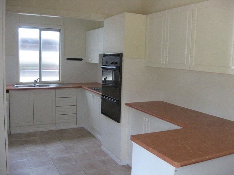 21  Worthington Street, Gladstone QLD 4680