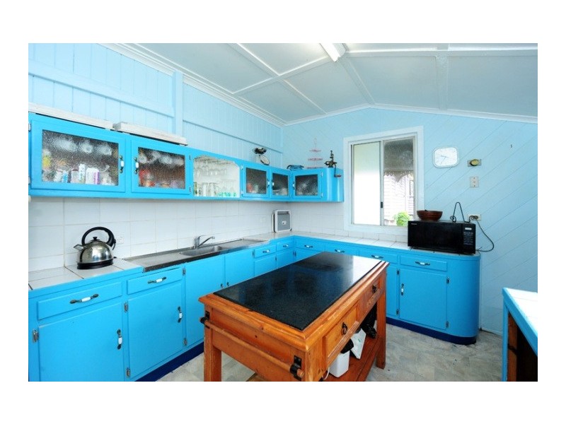 44 Yarroon Street, Gladstone QLD 4680