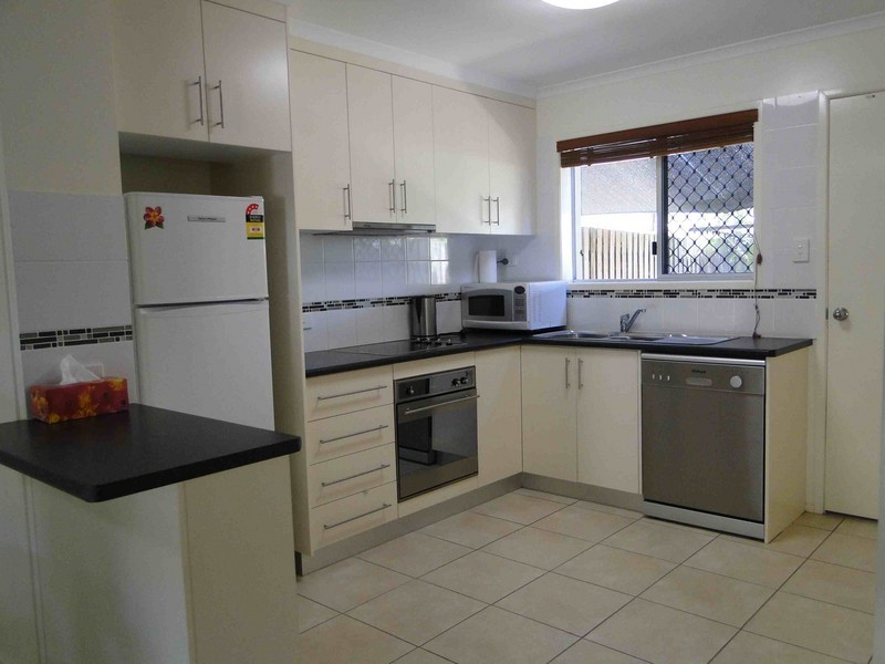 8 and 9 / 20 Short Street, Gladstone QLD 4680