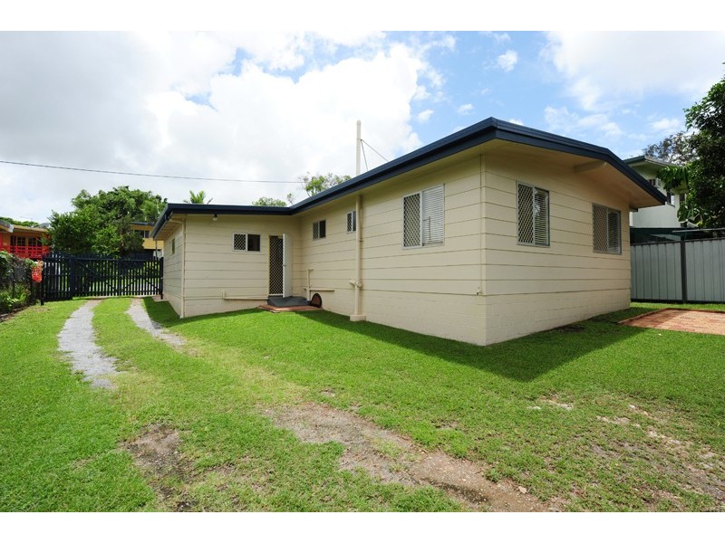 23 Wilson Street, Gladstone QLD 4680