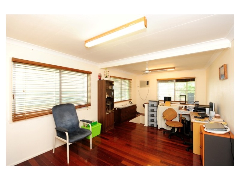 1 Steed Street, Gladstone QLD 4680