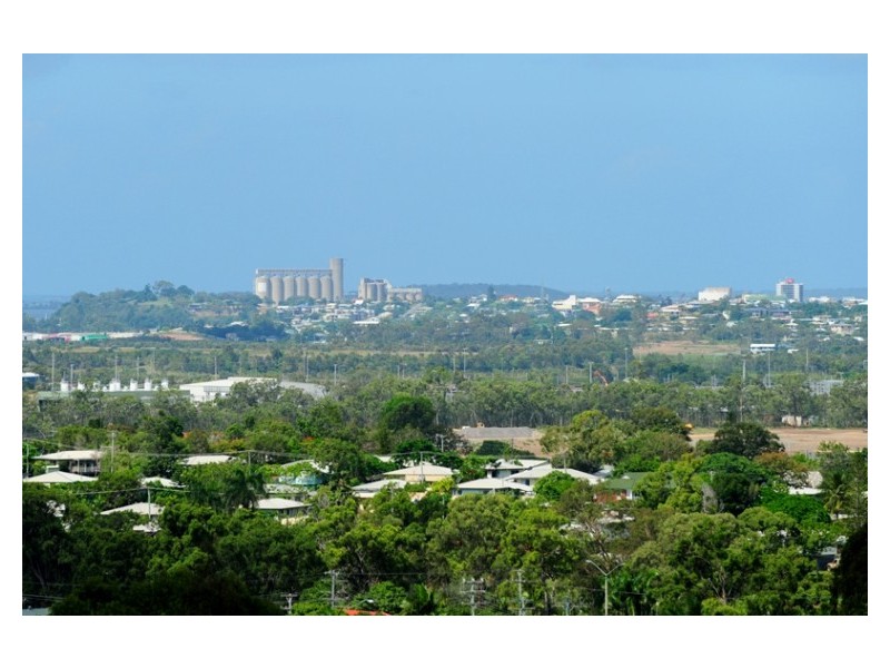 20 Dame Pattie Avenue, Clinton QLD 4680