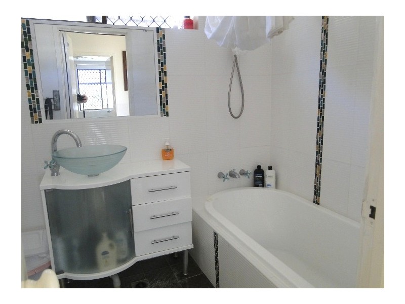 Unit 4 / 8 Oaka Lane, Gladstone City QLD 4680