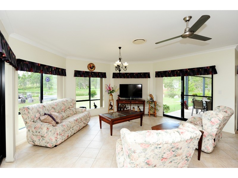 36 Jim Whyte Way, Gladstone QLD 4680