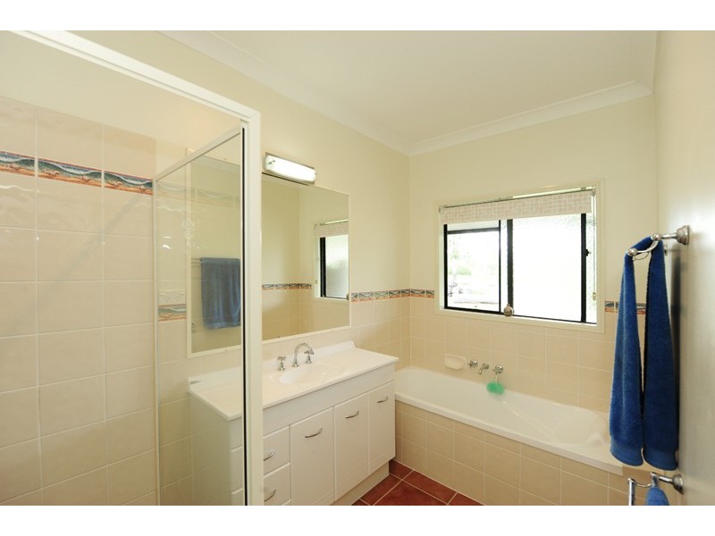 36 Jim Whyte Way, Gladstone QLD 4680
