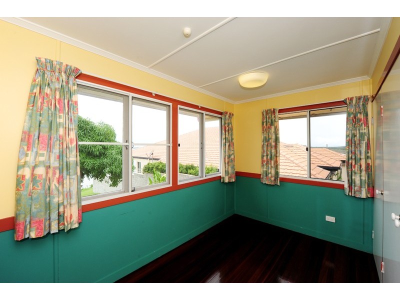 4 The Esplanade, Gladstone QLD 4680