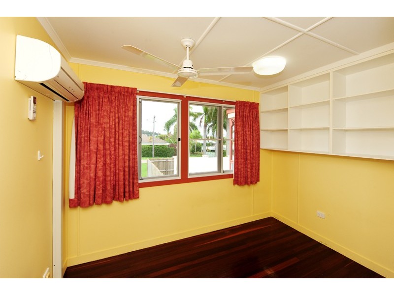 4 The Esplanade, Gladstone QLD 4680