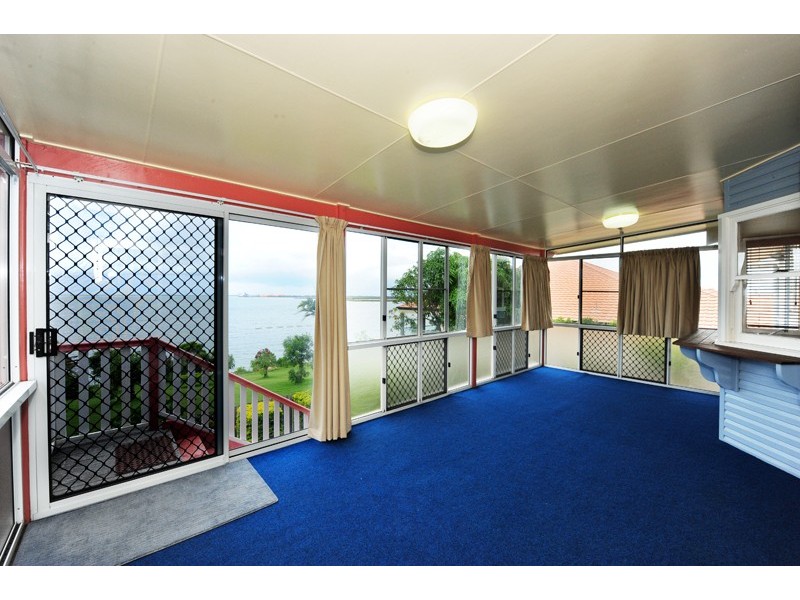 4 The Esplanade, Gladstone QLD 4680