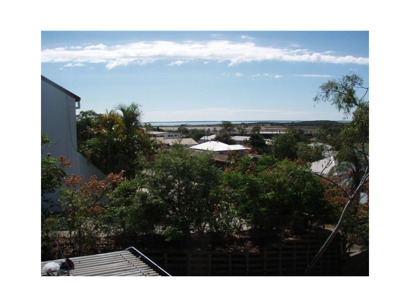 36 Elizabeth Street, South Gladstone QLD 4680