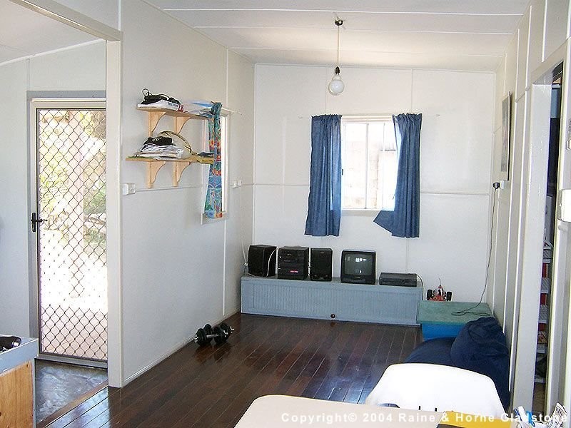 36 Elizabeth Street, South Gladstone QLD 4680