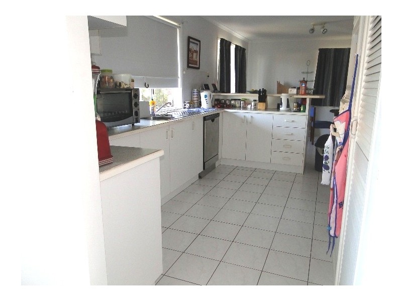 2 Weatherly Court, Gladstone QLD 4680