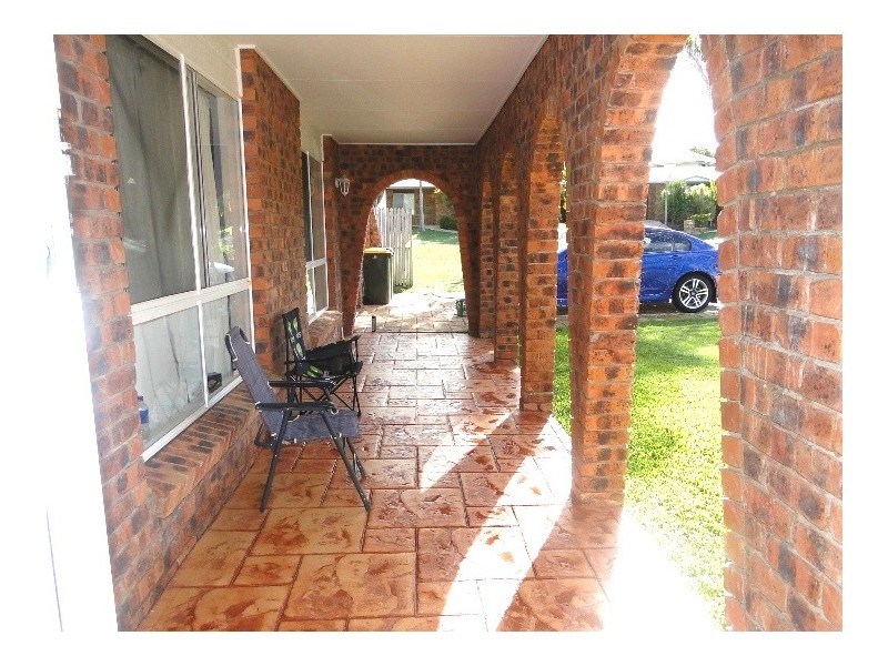 2 Weatherly Court, Gladstone QLD 4680