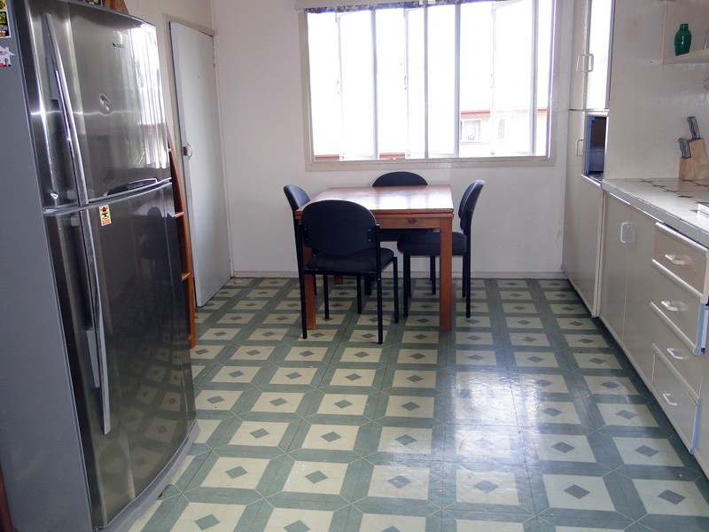 25 Pershouse Street, Gladstone QLD 4680