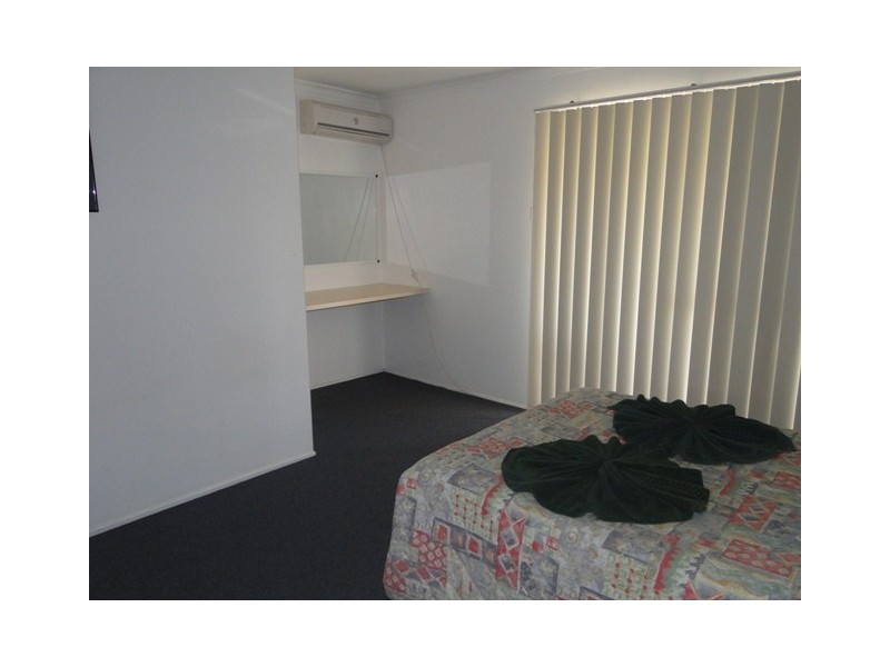1/77 Auckland, Gladstone QLD 4680